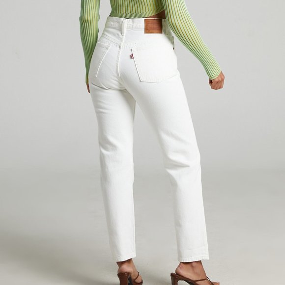 Levi's Premium 501 ORIGINAL CROPPED JEANS IN COME CLEAN - Picture 2 of 7